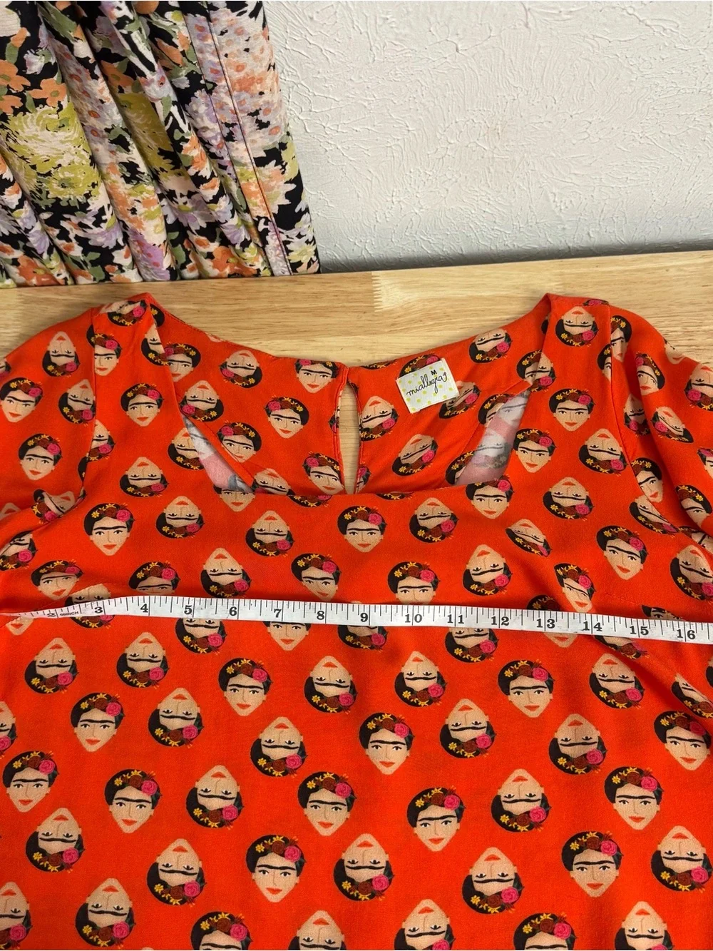 Miallegra‎ Frida Kahlo Lightweight Pajama Set - Picture 12 of 12